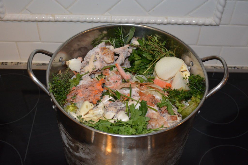How to Make Easy Homemade Chicken Stock
