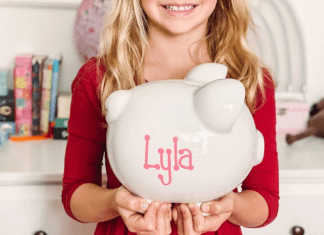 piggy banks help teach kids about money