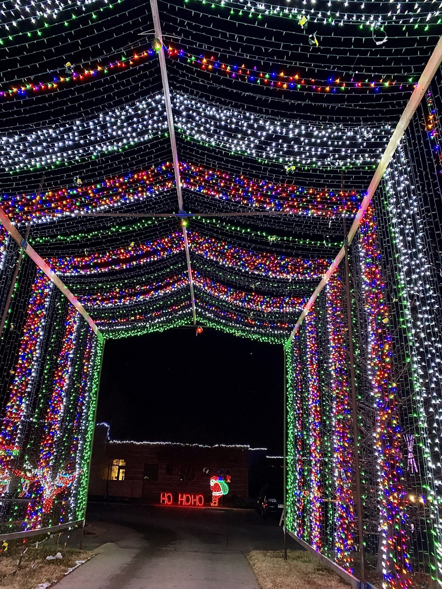 Where to See The Best Christmas Lights in Wichita 2023